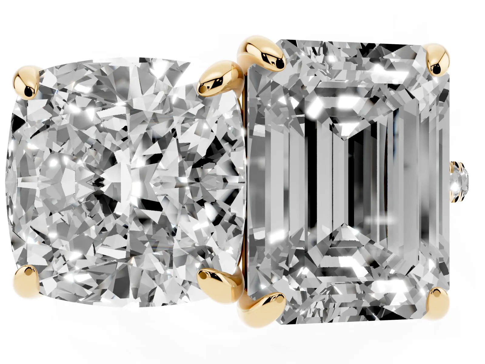 Cushion and Emerald Toi Moi Ring with Prong Setting and Pave Band Yellow gold