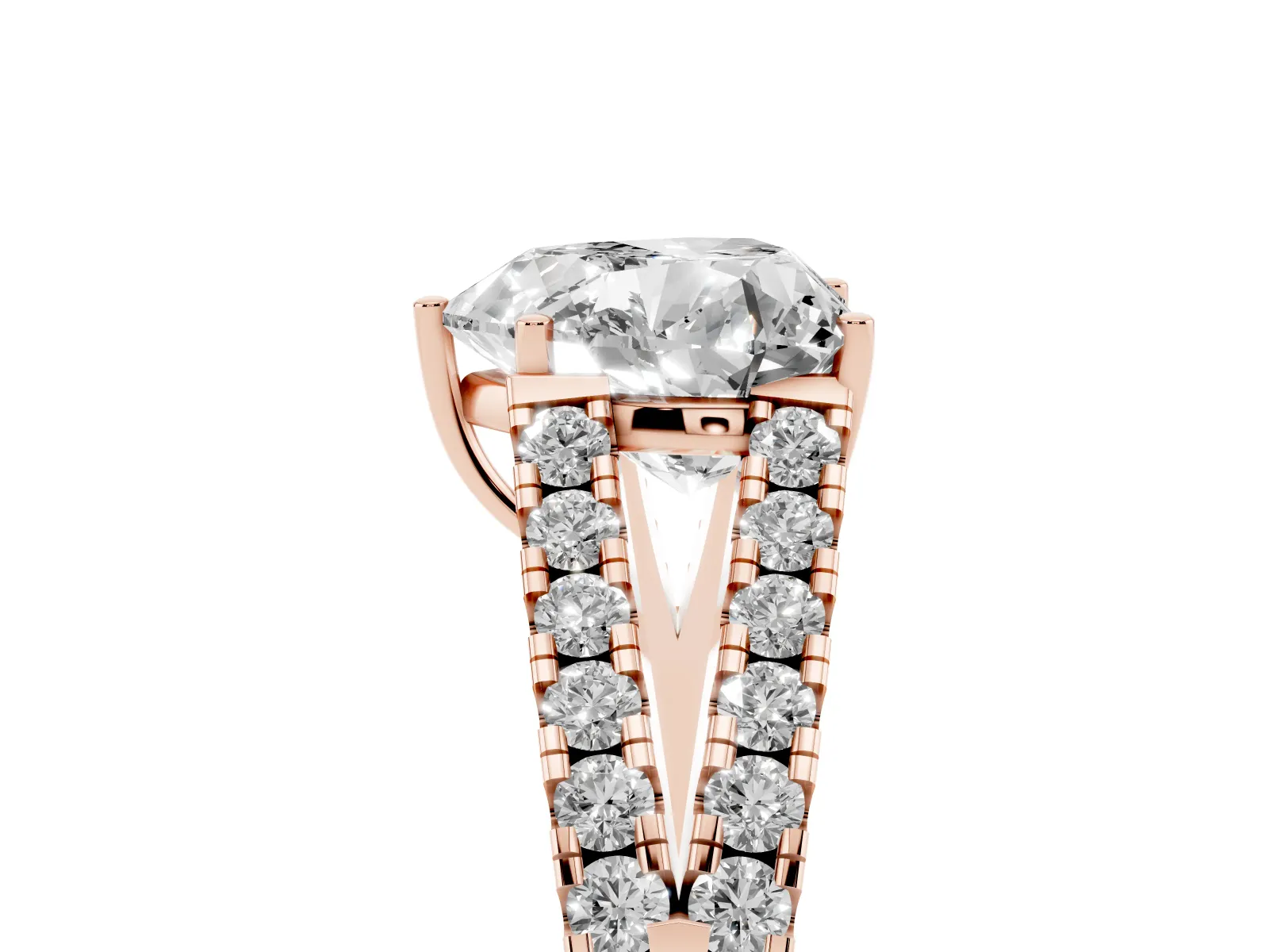 Heart Cut Diamond Split Shank Engagement Ring with Round Pavé and Prong Setting Rose gold