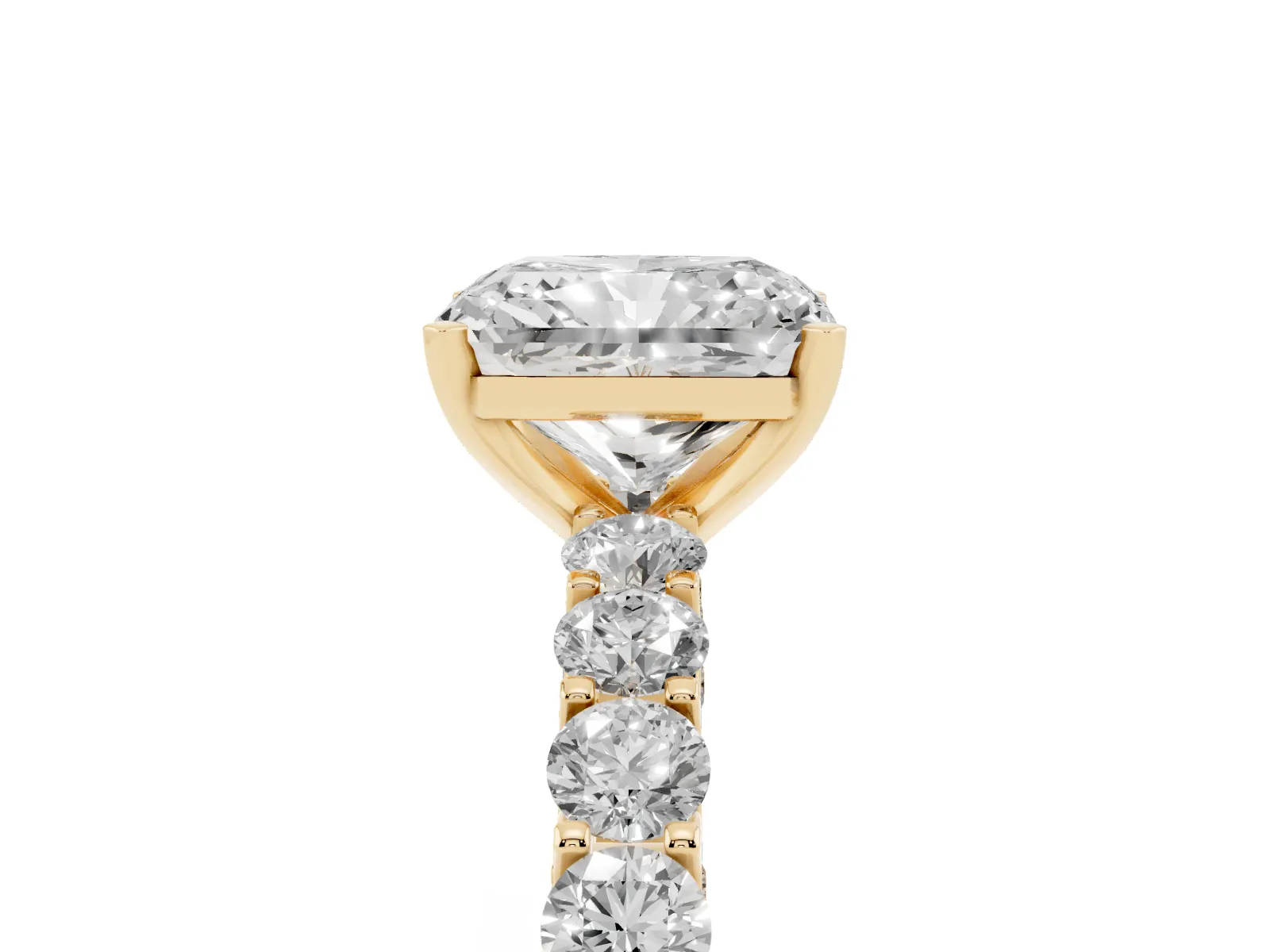 Radiant Cut Diamond Solitaire Ring with Shared Prong Pavé Band and Four-Prong Setting Yellow gold