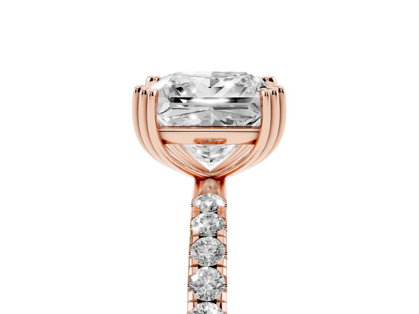 Princess Cut Brilliant Solitaire with Pavé Band and Claw Prong Setting Rose gold