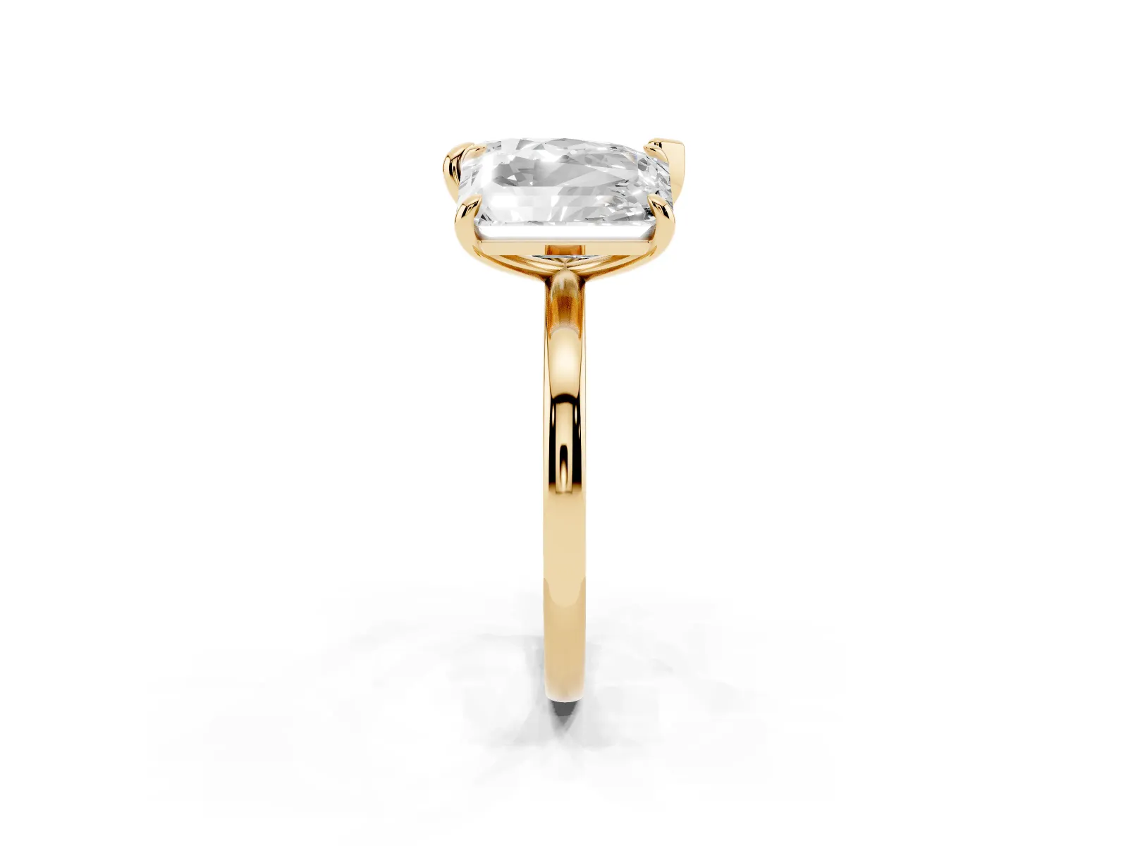 Pear and Radiant Toi Moi Ring with Prong Setting and Plain Band Yellow gold
