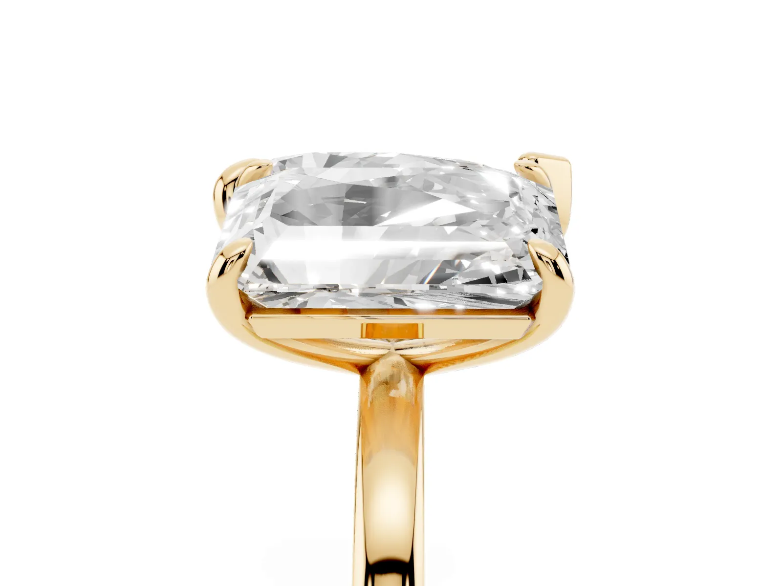 Pear and Radiant Toi Moi Ring with Prong Setting and Plain Band Yellow gold