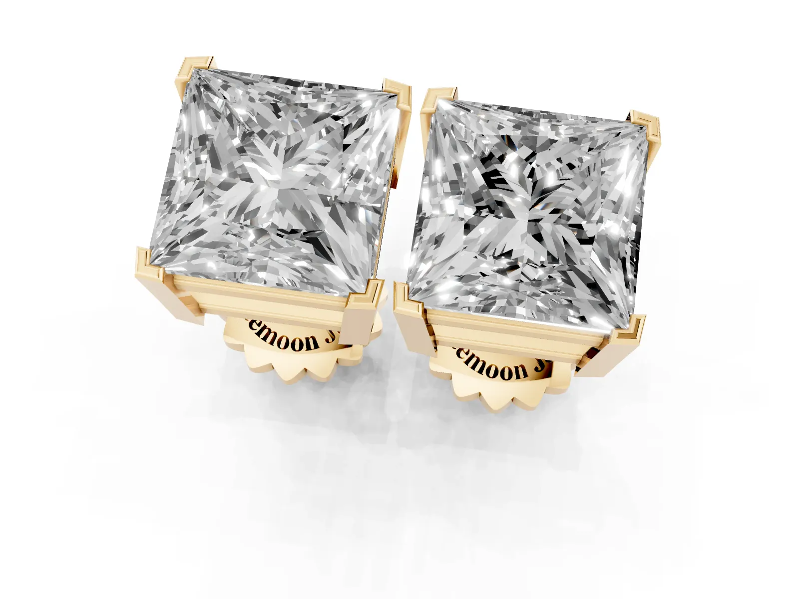 Princess Cut Diamond Stud Earrings Yellow gold