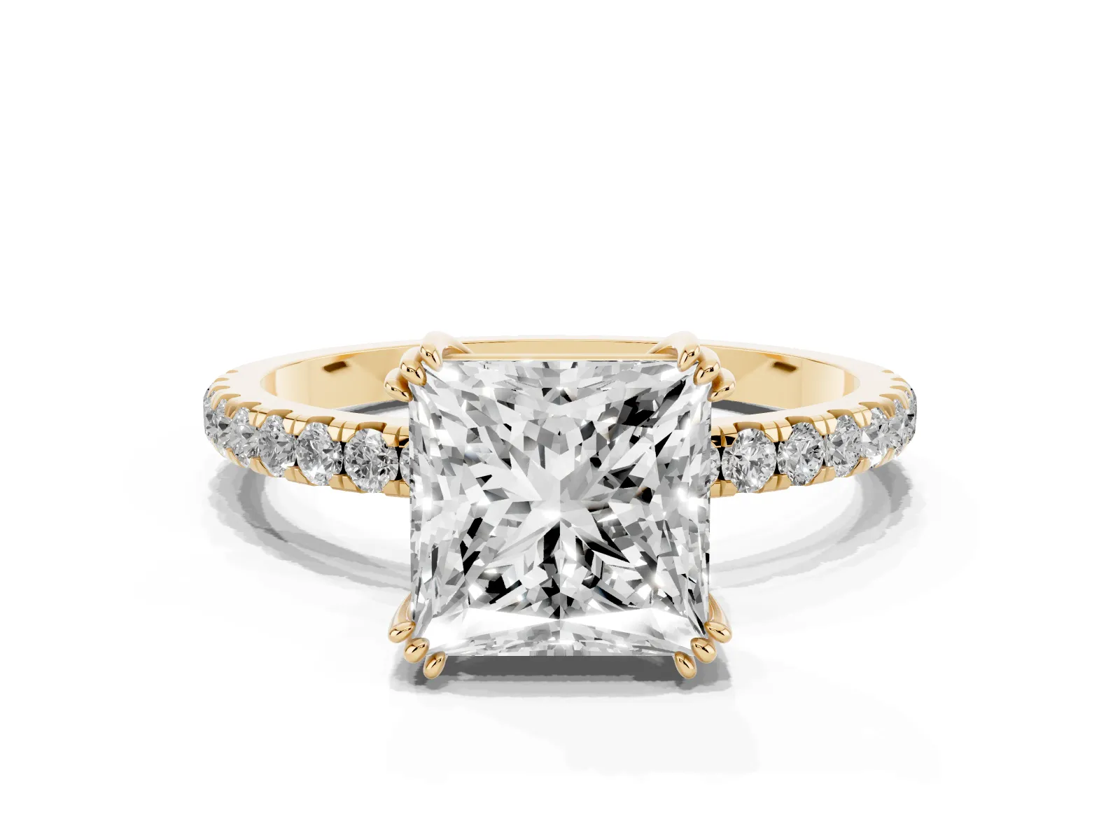 Princess Cut Brilliant Solitaire with Pavé Band and Claw Prong Setting Yellow gold